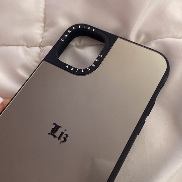 Casetify The M Jewelers Custom Silver MagSafe Mirrored IPhone 11 Case - Picture 9 of 9